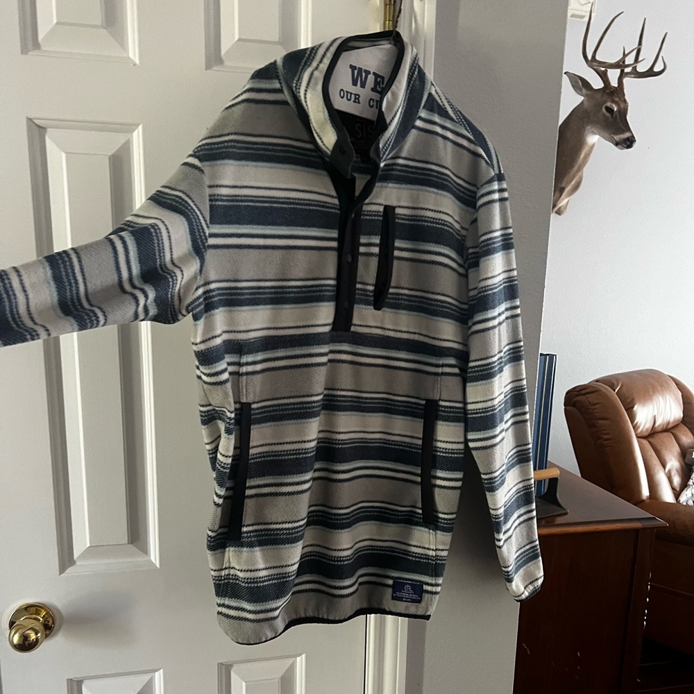Men’s pull over size 2XL